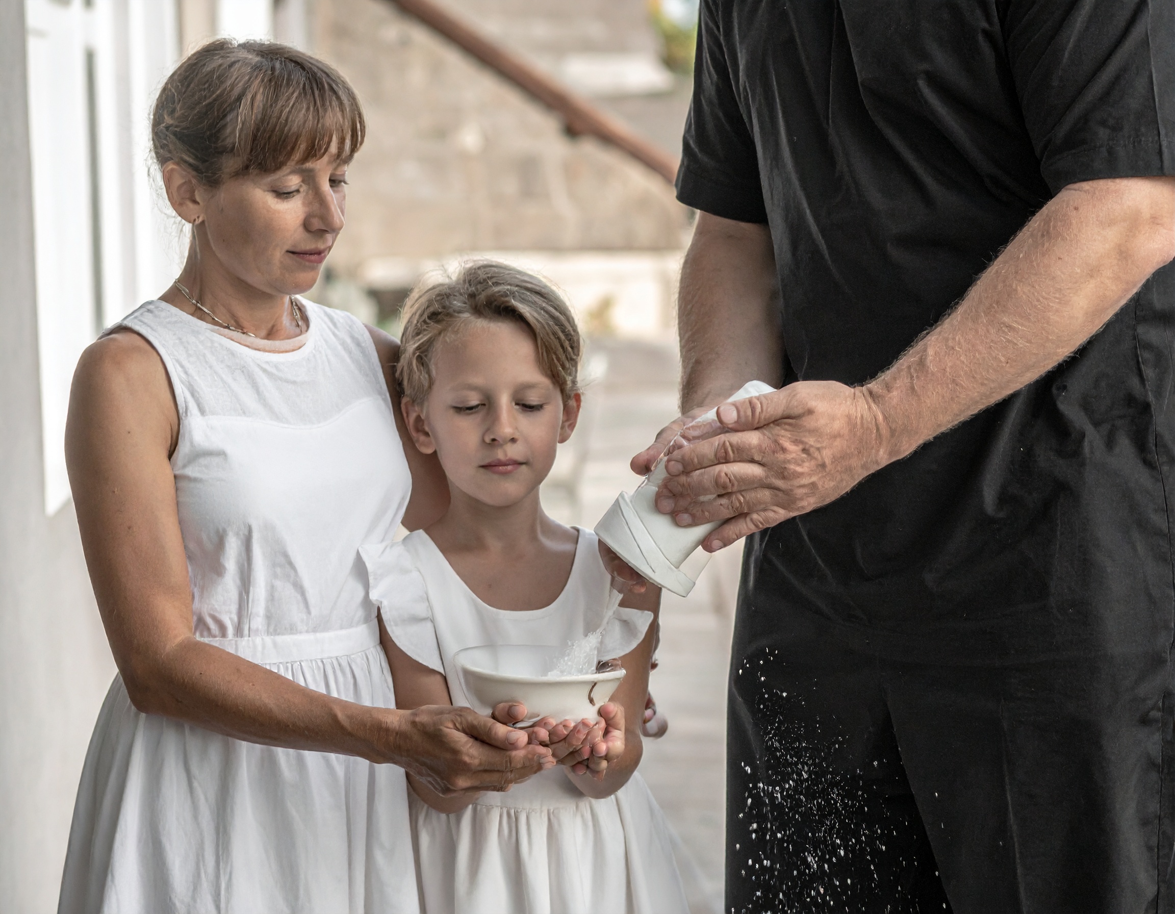 葬儀写真集めを効率化！LINE・クラウドで親族と共有する手順